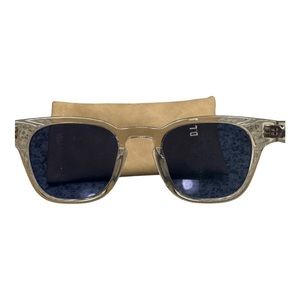 DL Eyeware (created by Dan Levy from Schitts Creek) HIGHLAND Sunglasses